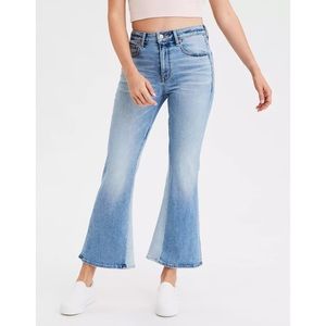 AMERICAN EAGLE SUPER HI-RISE CROP FLARE LIGHT WASH TWO TONE JEAN STRETCH 10 LONG